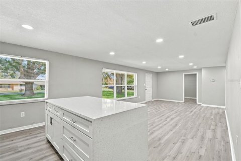 Villa ou maison à louer à Umatilla, Floride: 3 chambres, 142.14 m2 № 2431787 - photo 16