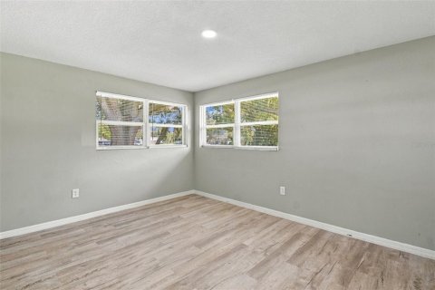Villa ou maison à louer à Umatilla, Floride: 3 chambres, 142.14 m2 № 2431787 - photo 28