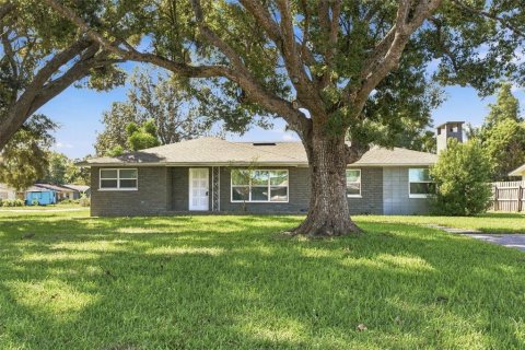 Villa ou maison à louer à Umatilla, Floride: 3 chambres, 142.14 m2 № 2431787 - photo 3