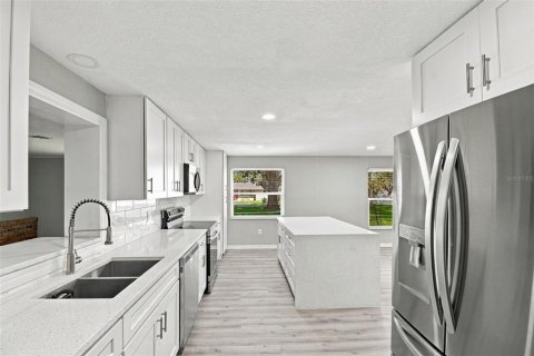 Villa ou maison à louer à Umatilla, Floride: 3 chambres, 142.14 m2 № 2431787 - photo 18