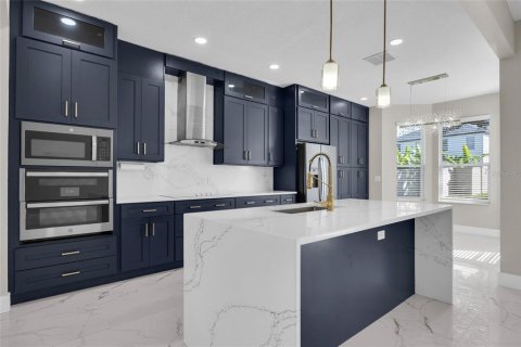 Villa ou maison à louer à Orlando, Floride: 5 chambres, 294.5 m2 № 2399448 - photo 30