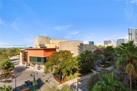 Condo in Fort Lauderdale, Florida, 2 bedrooms  № 2001749 - photo 16