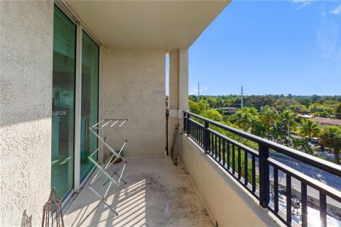 Condo in Fort Lauderdale, Florida, 2 bedrooms  № 2001749 - photo 13