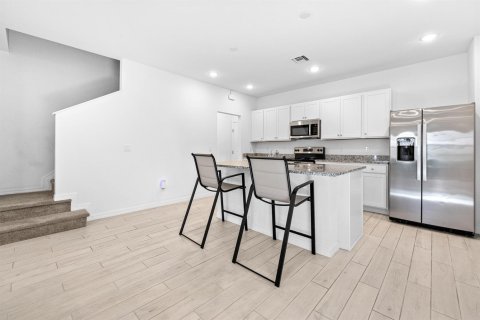 Casa en venta en Port St. Lucie, Florida, 3 dormitorios, 147.16 m2 № 2416112 - foto 10