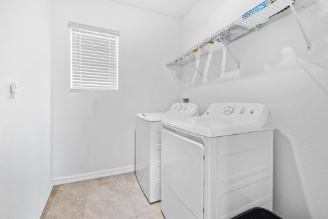 Casa en venta en Port St. Lucie, Florida, 3 dormitorios, 147.16 m2 № 2416112 - foto 26