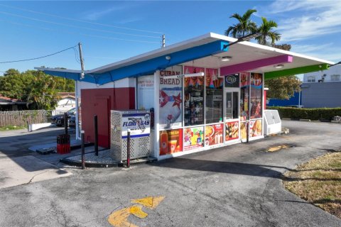 Immobilier commercial à vendre à Miami, Floride № 1936335 - photo 5
