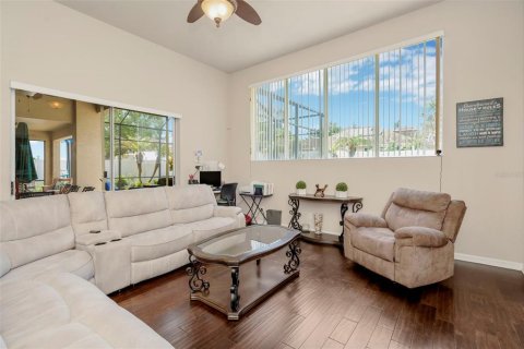 Villa ou maison à vendre à Valrico, Floride: 4 chambres, 240.15 m2 № 2110426 - photo 11