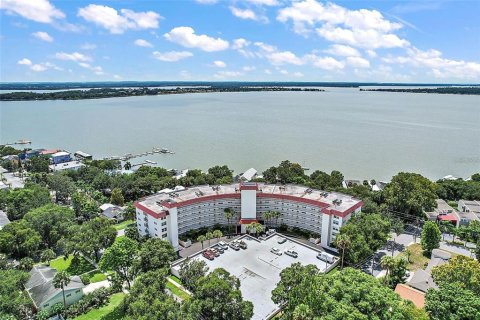 Copropriété à vendre à Mount Dora, Floride: 2 chambres, 112.32 m2 № 2408342 - photo 3