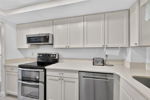 Copropriété à vendre à Mount Dora, Floride: 2 chambres, 112.32 m2 № 2408342 - photo 21