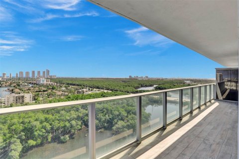 Condominio en alquiler en North Miami Beach, Florida, 3 dormitorios, 144.56 m2 № 2038458 - foto 13