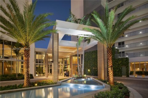 Condominio en alquiler en North Miami Beach, Florida, 3 dormitorios, 144.56 m2 № 2038458 - foto 14