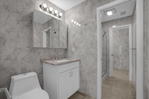 Villa ou maison à louer à New Port Richey, Floride: 4 chambres, 205.5 m2 № 1919321 - photo 22