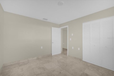 Villa ou maison à louer à New Port Richey, Floride: 4 chambres, 205.5 m2 № 1919321 - photo 19