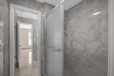 Villa ou maison à louer à New Port Richey, Floride: 4 chambres, 205.5 m2 № 1919321 - photo 21