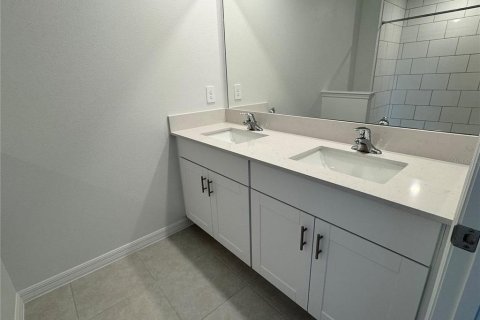 Adosado en alquiler en Parrish, Florida, 3 dormitorios, 154.78 m2 № 1821501 - foto 21