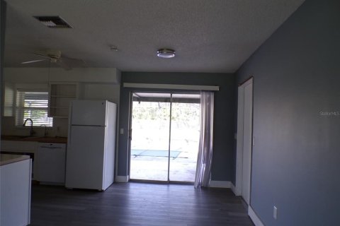 Villa ou maison à vendre à Port Charlotte, Floride: 2 chambres, 86.03 m2 № 2389245 - photo 12