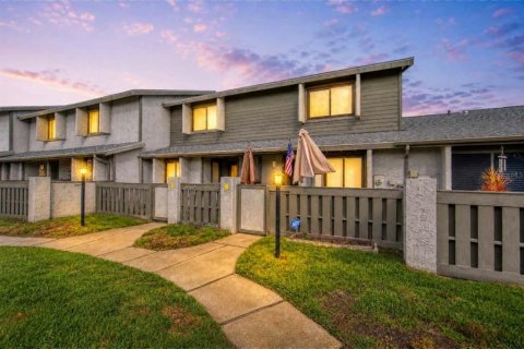Townhouse in Ormond Beach, Florida 2 bedrooms, 117.24 sq.m. № 2101758