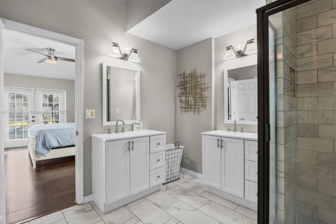 House in Orlando, Florida 3 bedrooms, 161.46 sq.m. № 1956265 - photo 19