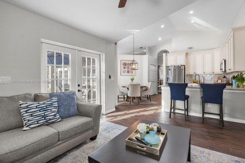 House in Orlando, Florida 3 bedrooms, 161.46 sq.m. № 1956265 - photo 5