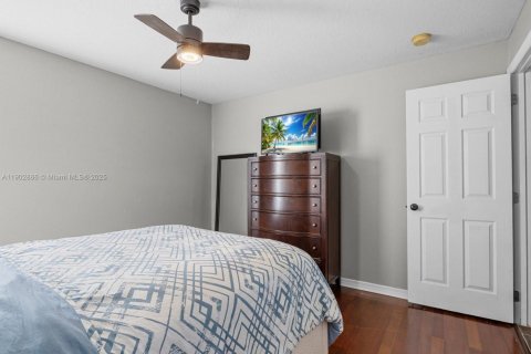 House in Orlando, Florida 3 bedrooms, 161.46 sq.m. № 1956265 - photo 21