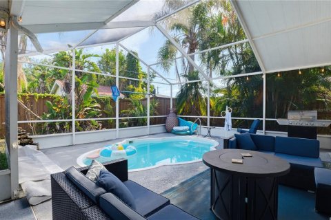 House in Sarasota, Florida 4 bedrooms, 198.81 sq.m. № 2156604 - photo 27