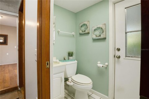 House in Sarasota, Florida 4 bedrooms, 198.81 sq.m. № 2156604 - photo 24