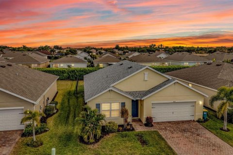 House in Punta Gorda, Florida 4 bedrooms, 171.5 sq.m. № 2103040