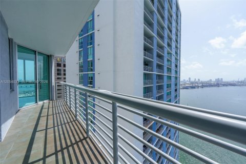 Снять в аренду кондоминиум в Майами, Флорида 3 спальни, 131.55м2, № 2150426 - фото 18