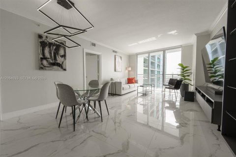 Снять в аренду кондоминиум в Майами, Флорида 3 спальни, 131.55м2, № 2150426 - фото 5