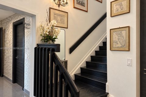 Touwnhouse à vendre à Hollywood, Floride: 2 chambres, 115.29 m2 № 2376031 - photo 9