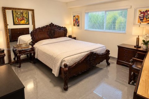 Touwnhouse à vendre à Hollywood, Floride: 2 chambres, 115.29 m2 № 2376031 - photo 7