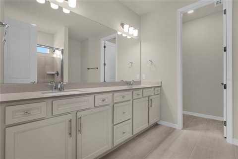 Casa en venta en Orlando, Florida, 5 dormitorios, 336.03 m2 № 2091978 - foto 29