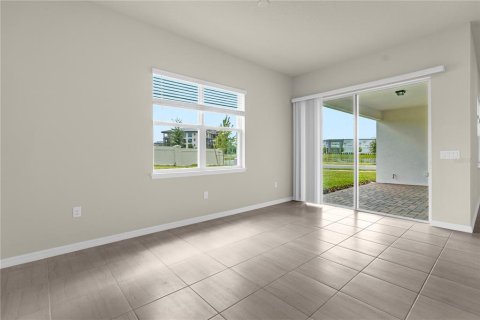 Casa en venta en Orlando, Florida, 5 dormitorios, 336.03 m2 № 2091978 - foto 20