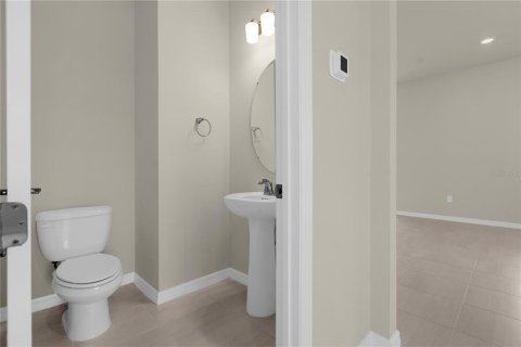 Casa en venta en Orlando, Florida, 5 dormitorios, 336.03 m2 № 2091978 - foto 8