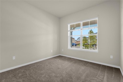 Casa en venta en Orlando, Florida, 5 dormitorios, 336.03 m2 № 2091978 - foto 5