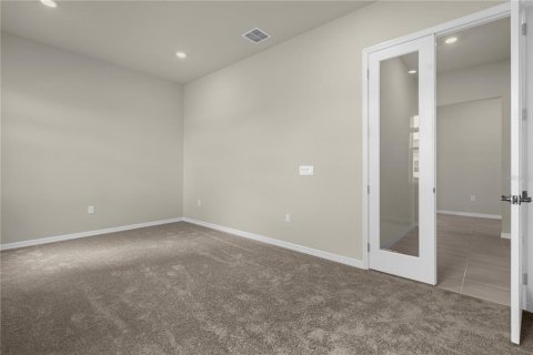Casa en venta en Orlando, Florida, 5 dormitorios, 336.03 m2 № 2091978 - foto 6
