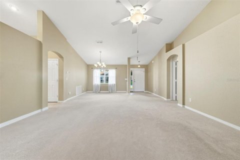 Villa ou maison à vendre à Summerfield, Floride: 3 chambres, 160.16 m2 № 2149793 - photo 9