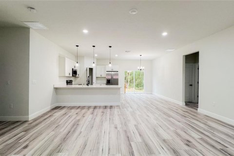 House in Ocala, Florida 4 bedrooms, 173.26 sq.m. № 1805152 - photo 3