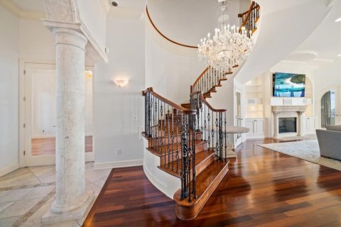 House in Clearwater, Florida 5 bedrooms, 471.39 sq.m. № 2207518 - photo 30