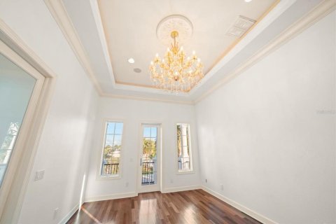 House in Clearwater, Florida 5 bedrooms, 471.39 sq.m. № 2207518 - photo 28