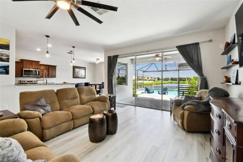 Casa en venta en Ruskin, Florida, 5 dormitorios, 263.1 m2 № 1832803 - foto 7