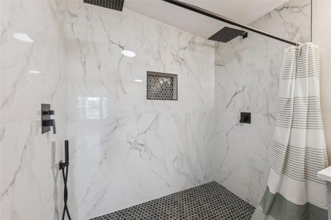 Villa ou maison à vendre à Altamonte Springs, Floride: 3 chambres, 192.21 m2 № 2223771 - photo 20