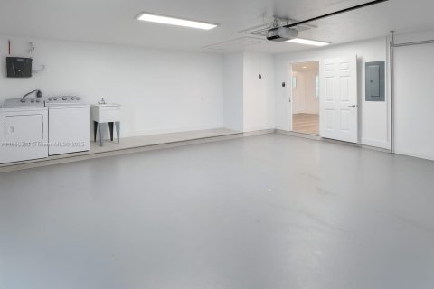 Villa ou maison à vendre à Fort Myers, Floride: 3 chambres, 174.75 m2 № 1925320 - photo 30