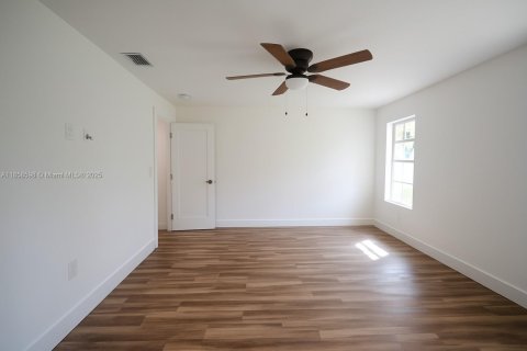 Villa ou maison à vendre à Fort Myers, Floride: 3 chambres, 174.75 m2 № 1925320 - photo 18