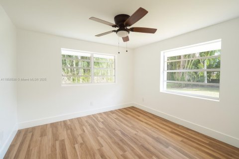 Villa ou maison à vendre à Fort Myers, Floride: 3 chambres, 174.75 m2 № 1925320 - photo 24