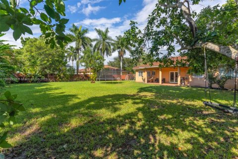 Купить виллу или дом в Хомстед, Флорида 3 спальни, 188.87м2, № 1941959 - фото 26