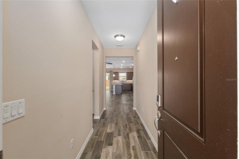 Villa ou maison à louer à Ocala, Floride: 2 chambres, 138.61 m2 № 1917442 - photo 3