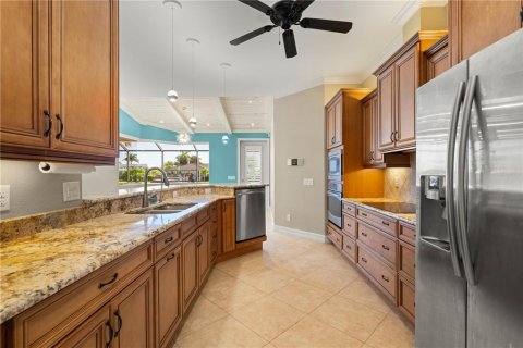 Casa en venta en Punta Gorda, Florida, 3 dormitorios, 234.76 m2 № 1914835 - foto 8