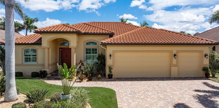 Casa en Punta Gorda, Florida 3 dormitorios, 234.76 m2 № 1914835