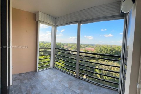 Copropriété à vendre à Pembroke Pines, Floride: 1 chambre, 68.75 m2 № 1977186 - photo 4